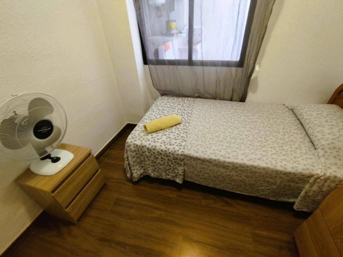 Sunny Flat With Huge Terrace! Close Downtown! Alicante Exteriör bild