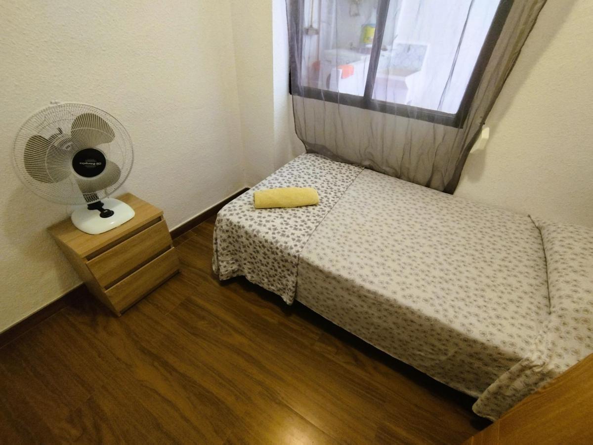 Sunny Flat With Huge Terrace! Close Downtown! Alicante Exteriör bild